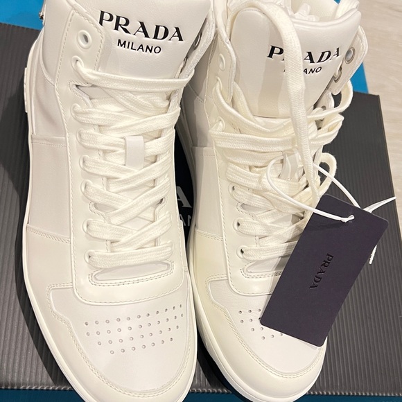 Prada high top sneaker in men size 5uk converted to size 8 or 8.5 in women. - Picture 5 of 7